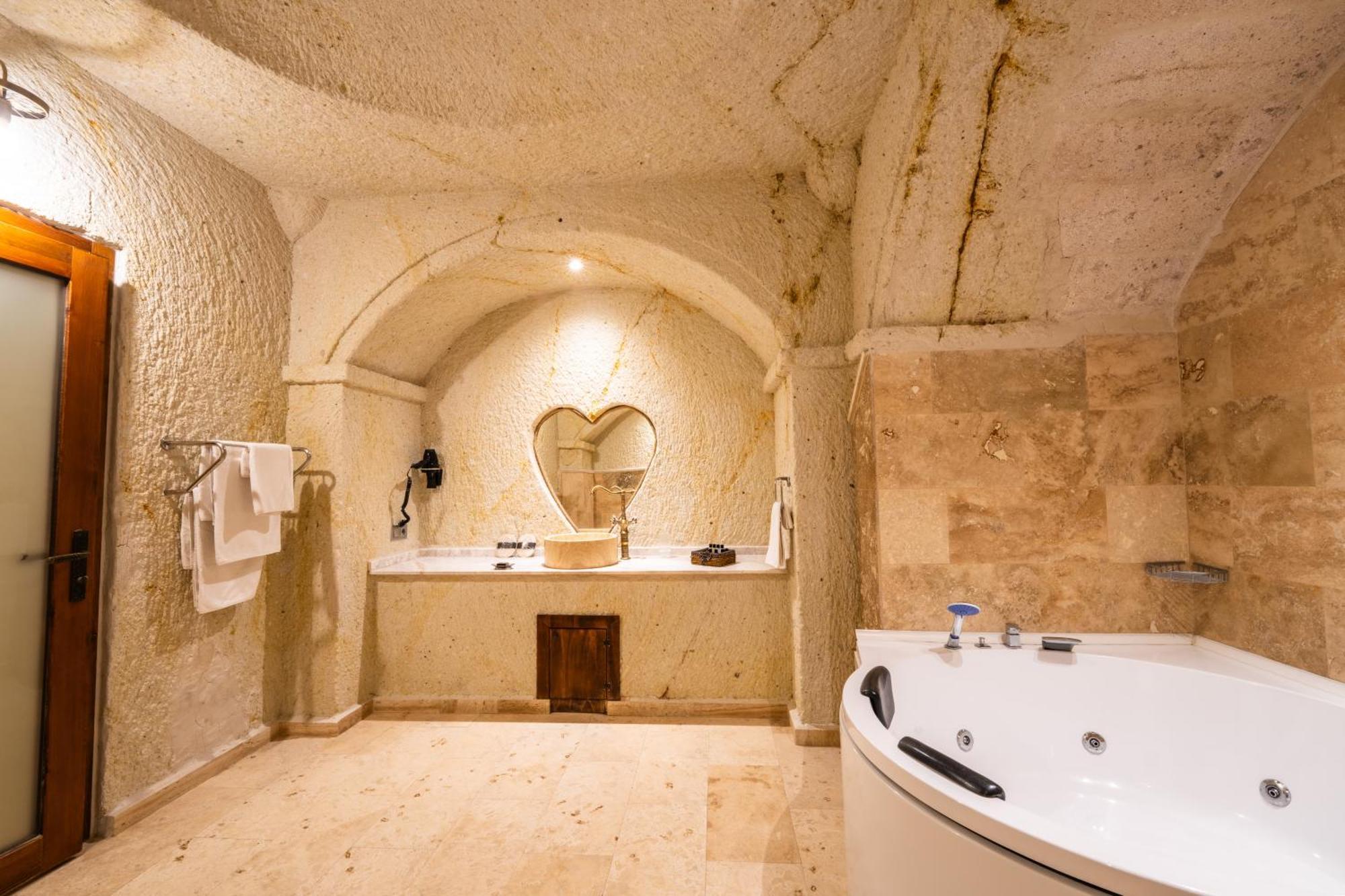 Cappadocia Sweet Cave Aparthotel Невшехир Екстериор снимка